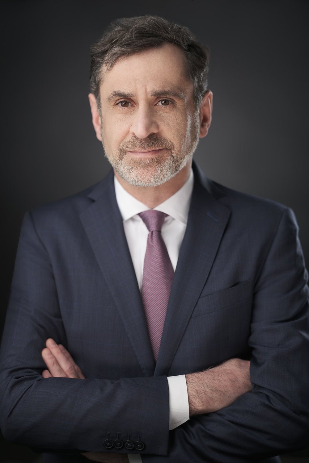 Professional portrait by HeadshotDC