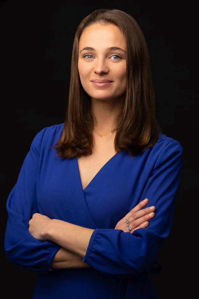 company headshots profiles black backdrop consistent photos headshotdc dc headshots moshe zusman-9.JPG