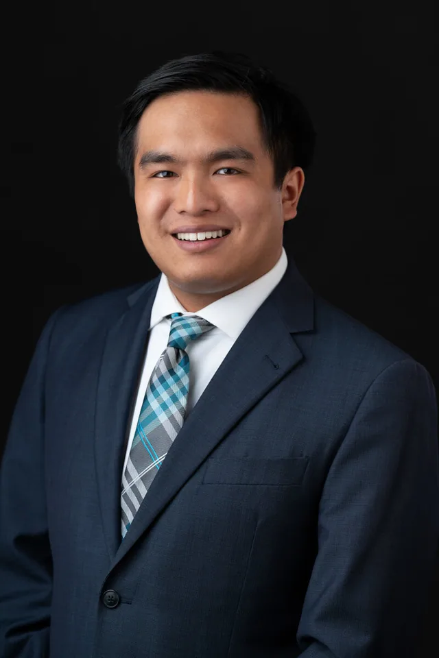 company headshots profiles black backdrop consistent photos headshotdc dc headshots moshe zusman-2.JPG