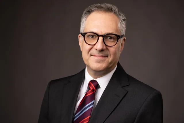 dc headshots moshe zusman photographer-3.JPG