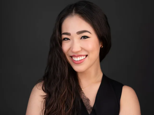 professional corporate executive headshots dc photography ttudio moshe zusman-3.JPG